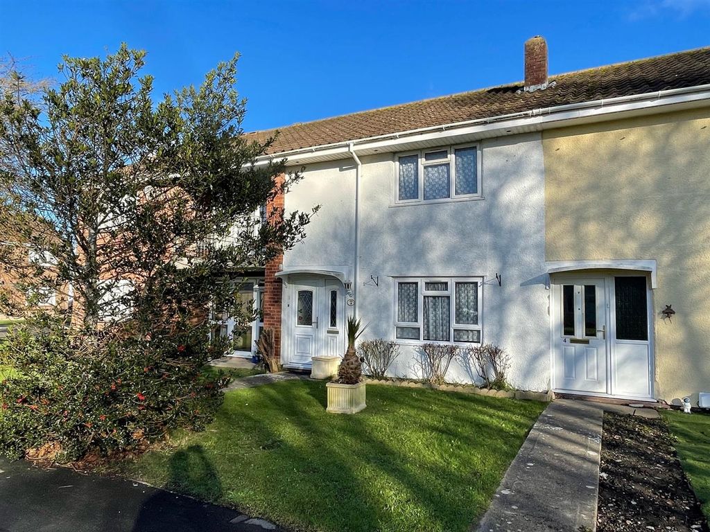 2 bed terraced house for sale in Churchill Close, BurnhamOnSea TA8