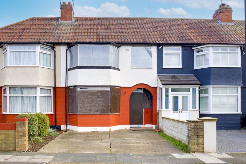 3 bed terraced house for sale in Mayfield Crescent, Edmonton N9 Zoopla