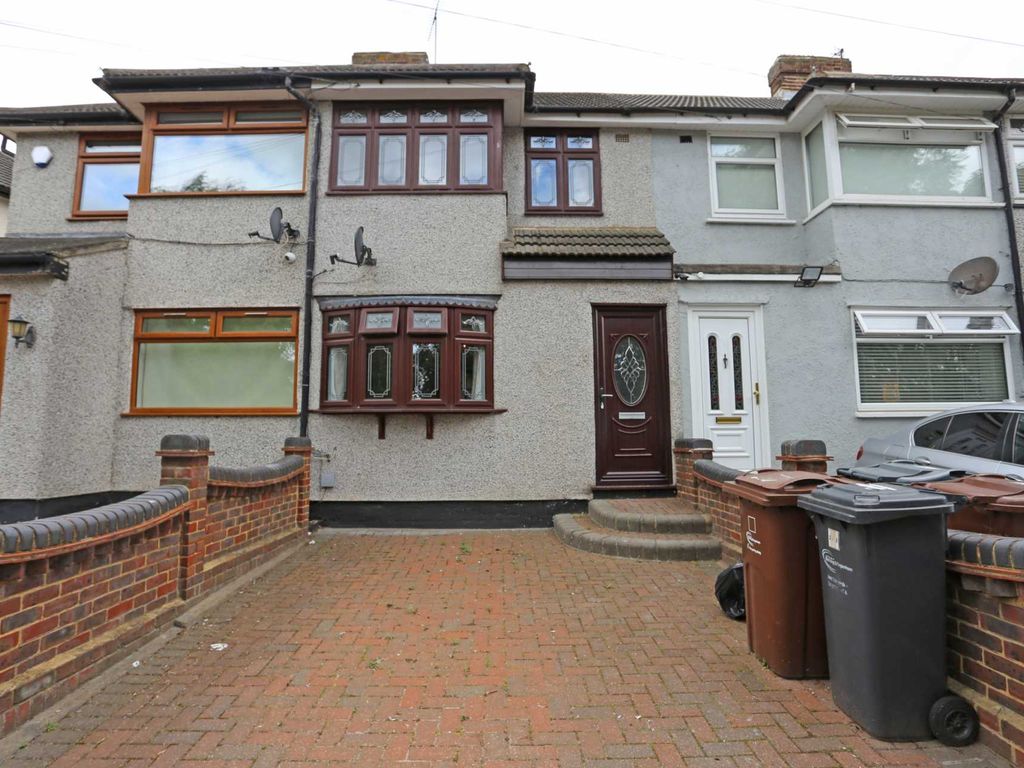 3 bed terraced house for sale in Oval Road North, Dagenham RM10, £