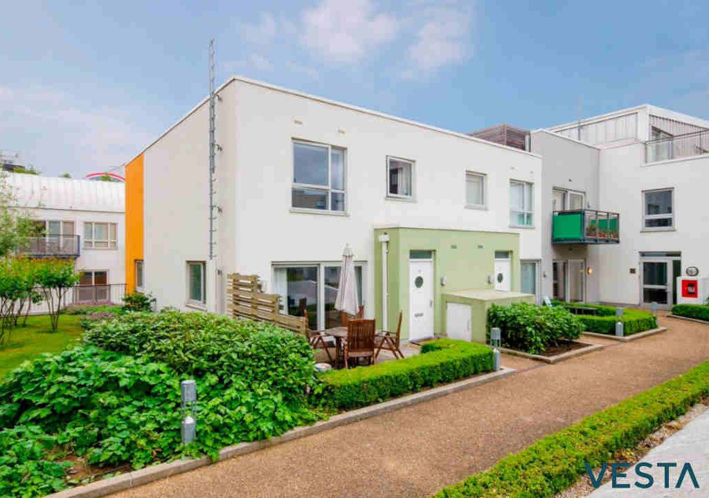 Metcalfe Court, Teal Street, London SE10  