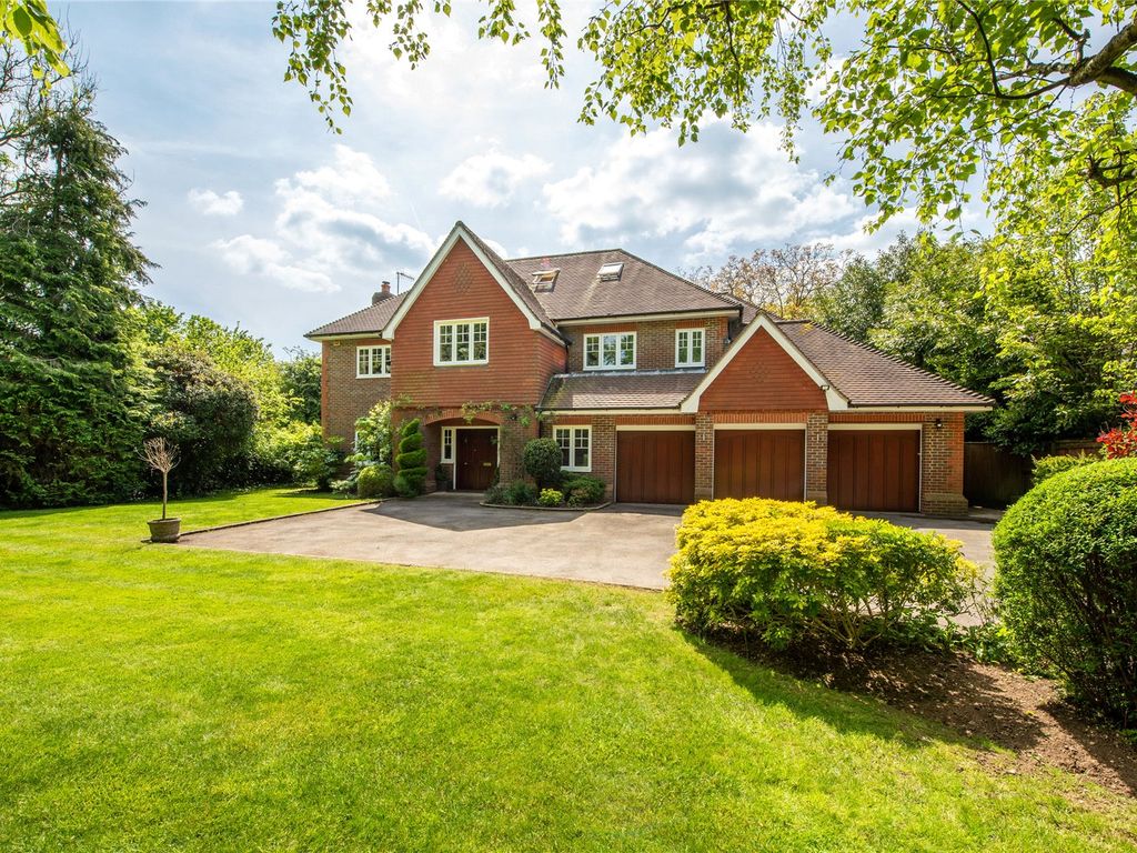 7 bed detached house for sale in Reigate Road, Leatherhead, Surrey KT22