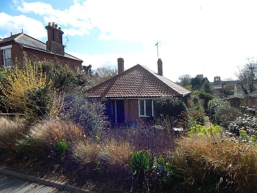 3 bed detached bungalow for sale in 11 Elvin Road, Dereham, Norfolk