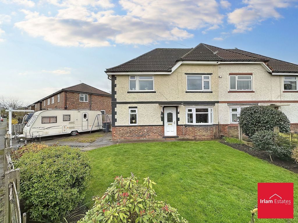 3 bed semidetached house for sale in Victory Road, Cadishead M44, £