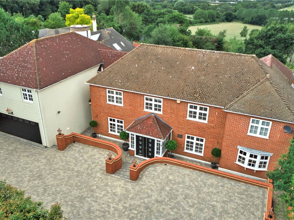5 bed detached house for sale in Westview Drive, Great Wheatleys