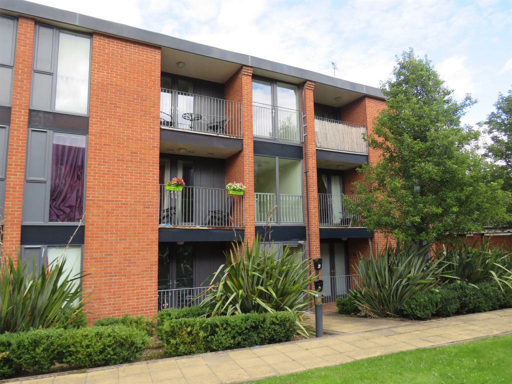 2 bed flat for sale in Liana Gardens, Off Bilston Road Ettingshall