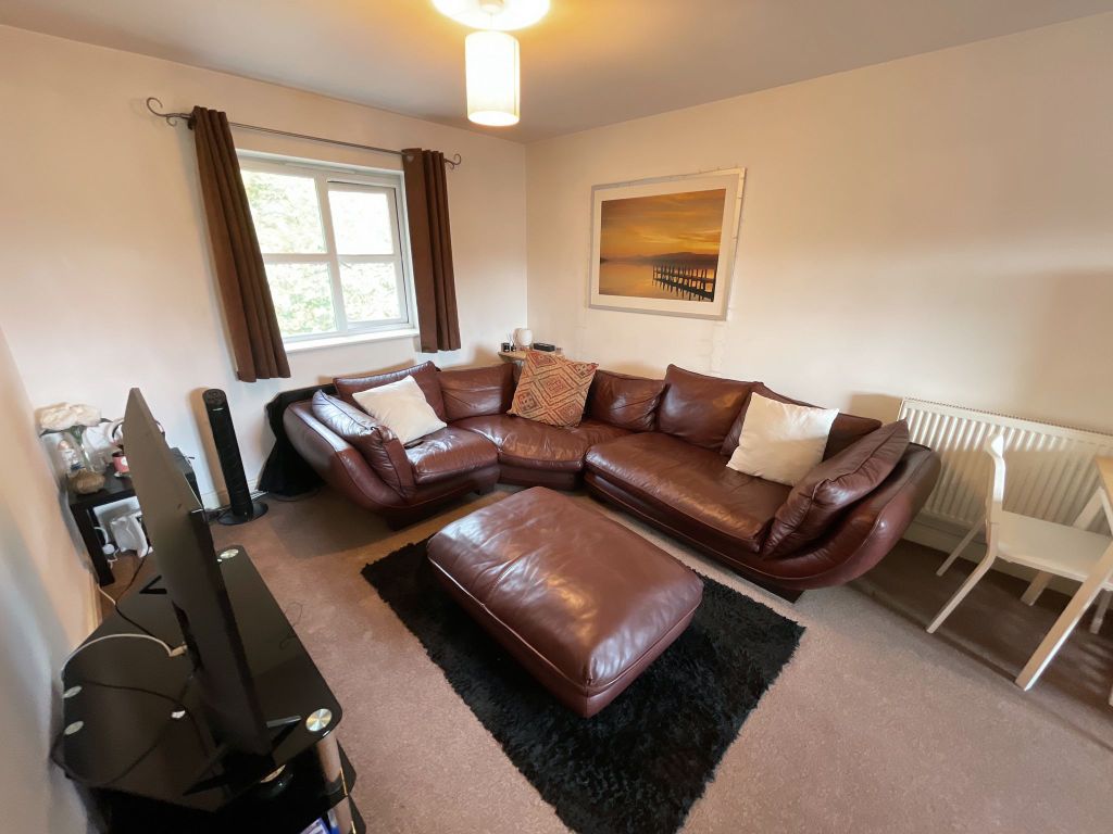2 bed flat for sale in Greenwood Road, Wythenshawe M22 Zoopla
