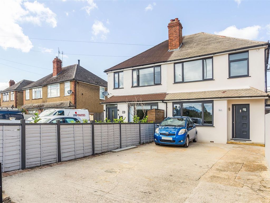 3 bed semidetached house for sale in St. Leonards Road, Windsor SL4, £