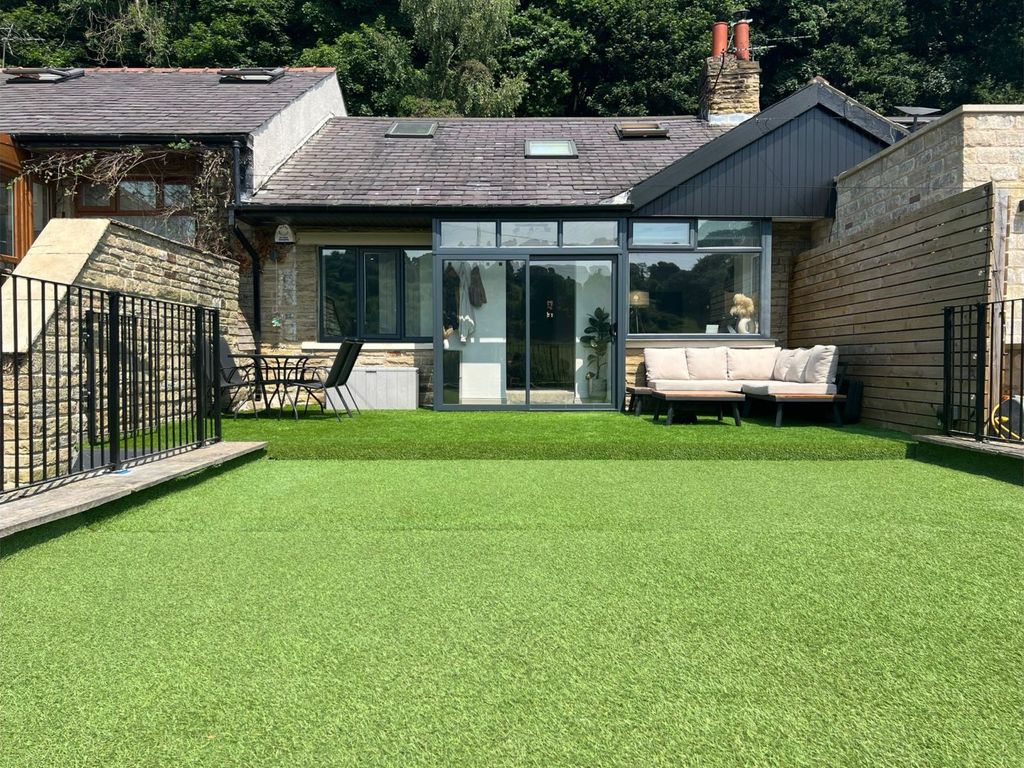 4 bed terraced bungalow for sale in Wood Bottom Lane, Brighouse HD6, £