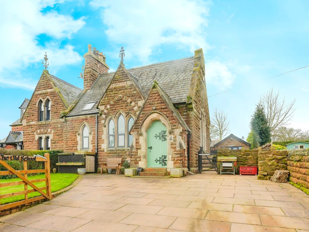 3 bed semidetached house for sale in Raby Mere Road, Wirral