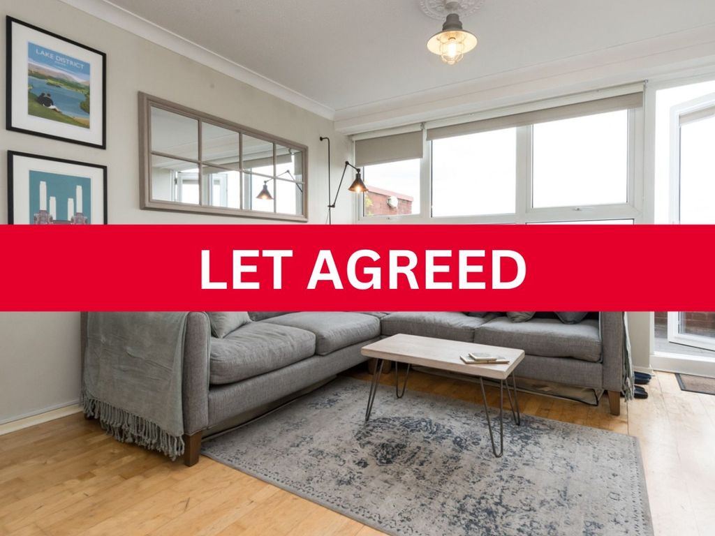 1 bed flat to rent in Goulden House, Bullen Street, Battersea, London