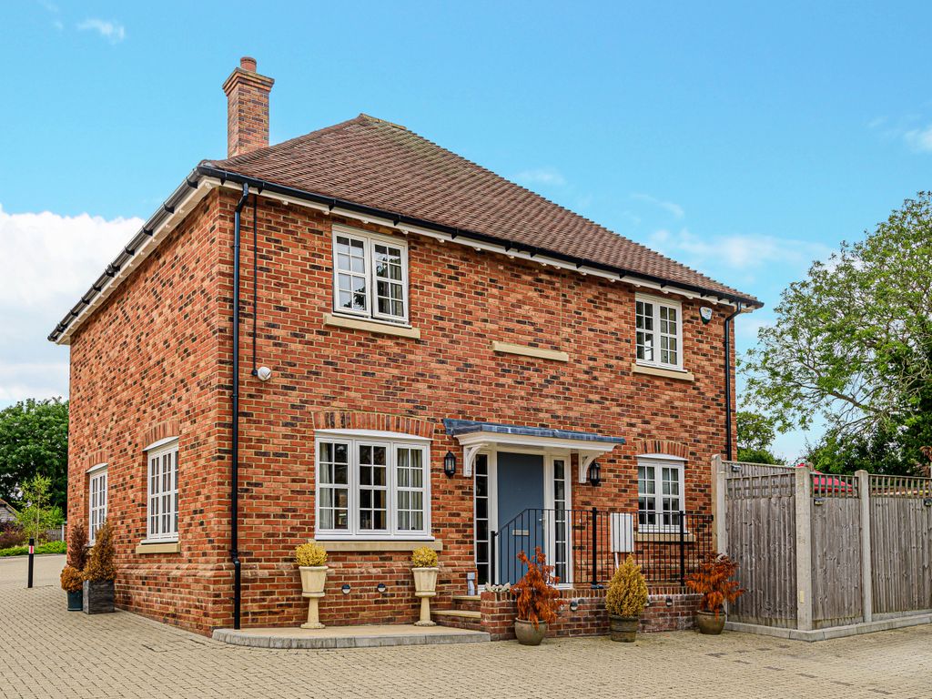 4 bed detached house for sale in Tolhurst Way, Lenham, Maidstone ME17