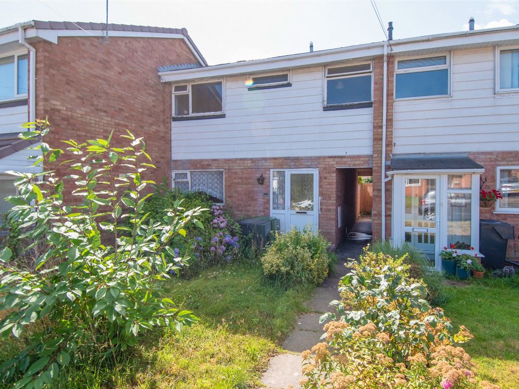 4 bed terraced house for sale in Dovecote Road, Bromsgrove