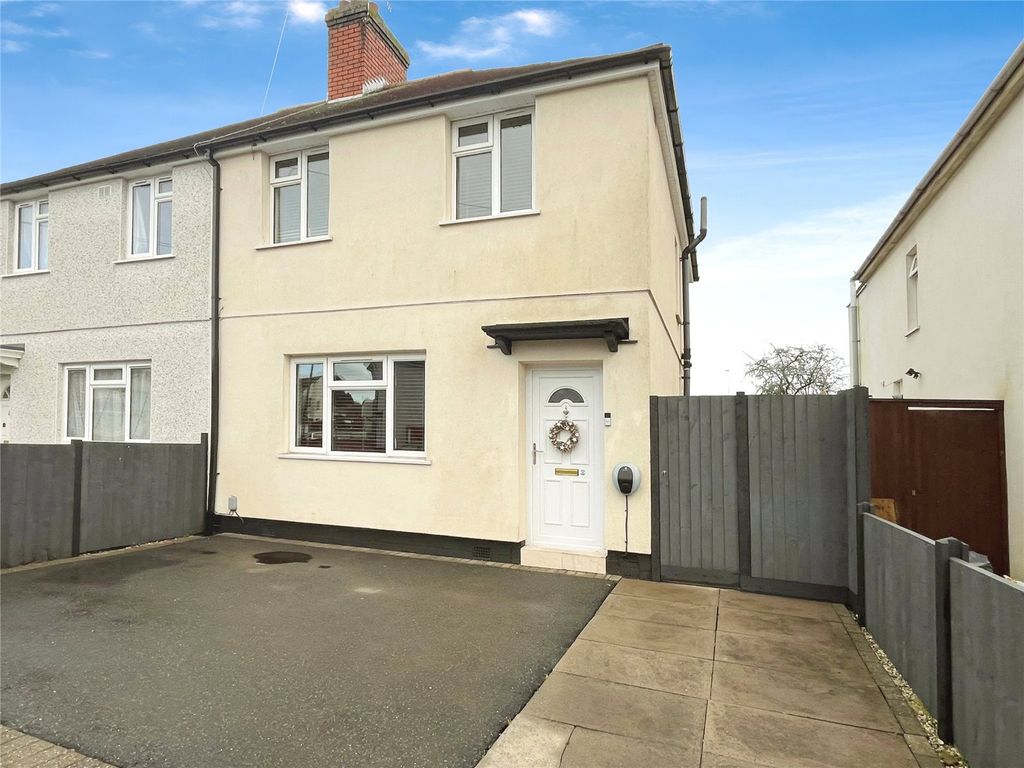 3 bed semidetached house for sale in Regent Street, Bedworth