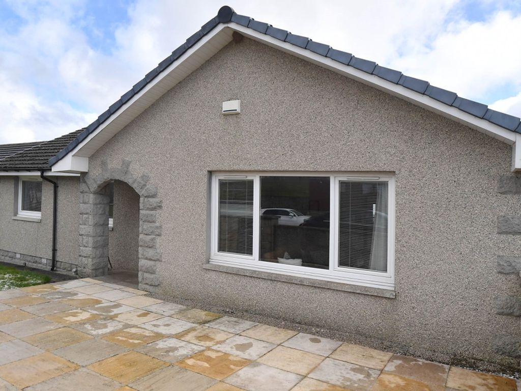 3 bed detached bungalow for sale in Clinton Crescent, New Pitsligo AB43