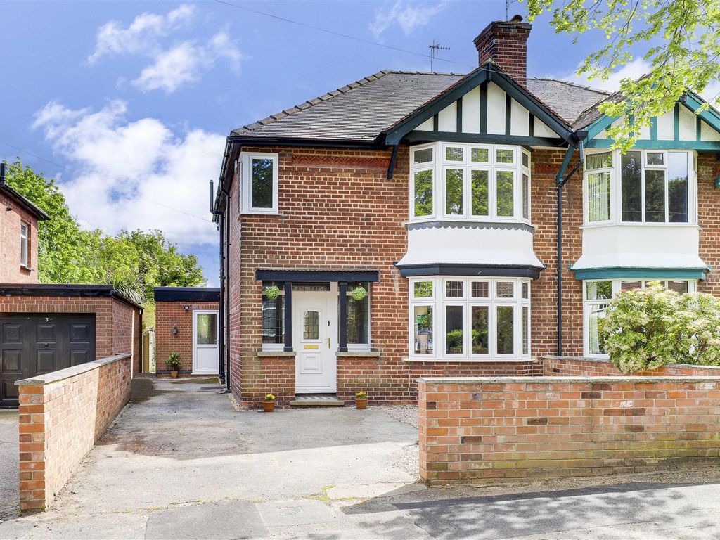 3 bed semidetached house to rent in Bedale Road, Sherwood Dales