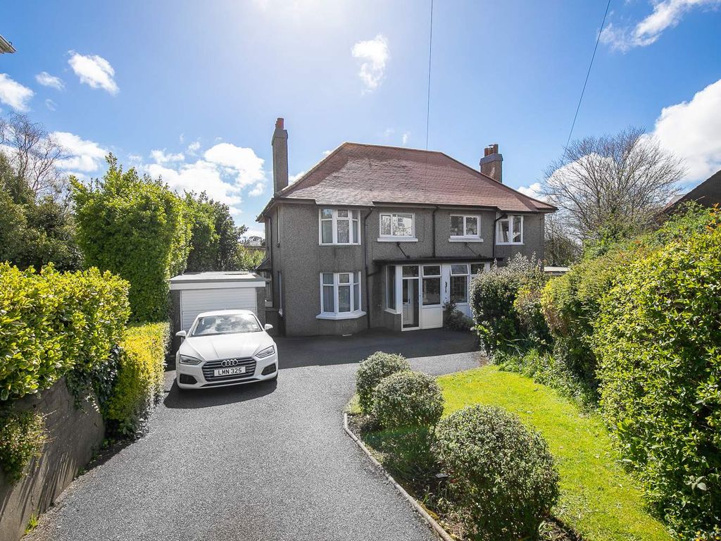 3 bed semidetached house for sale in 76 Main Road, Onchan IM3, £