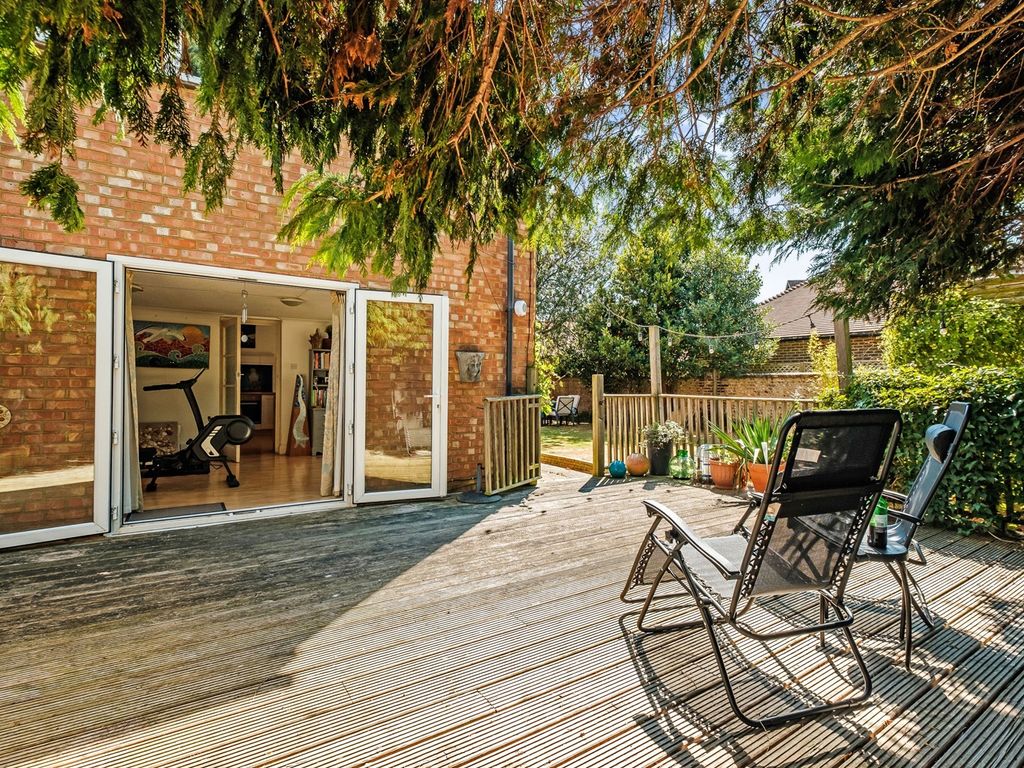 4 bed end terrace house for sale in Lansdowne Place, Worthing BN11 Zoopla