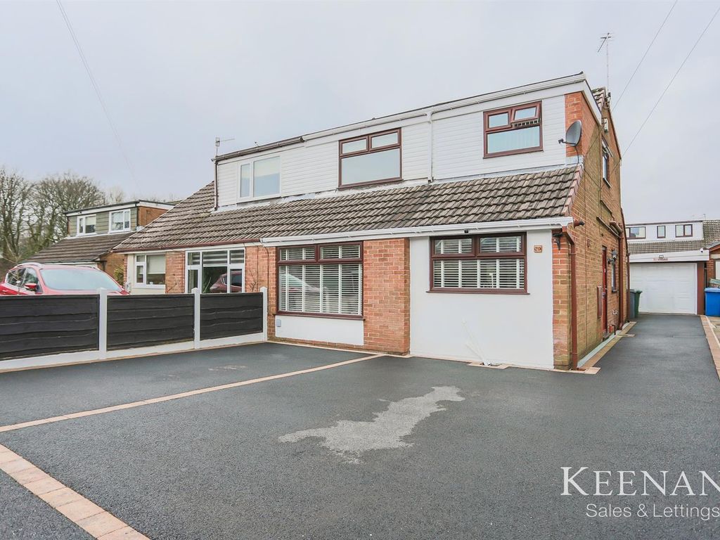 4 bed semidetached bungalow for sale in Thirlmere Avenue, Haslingden