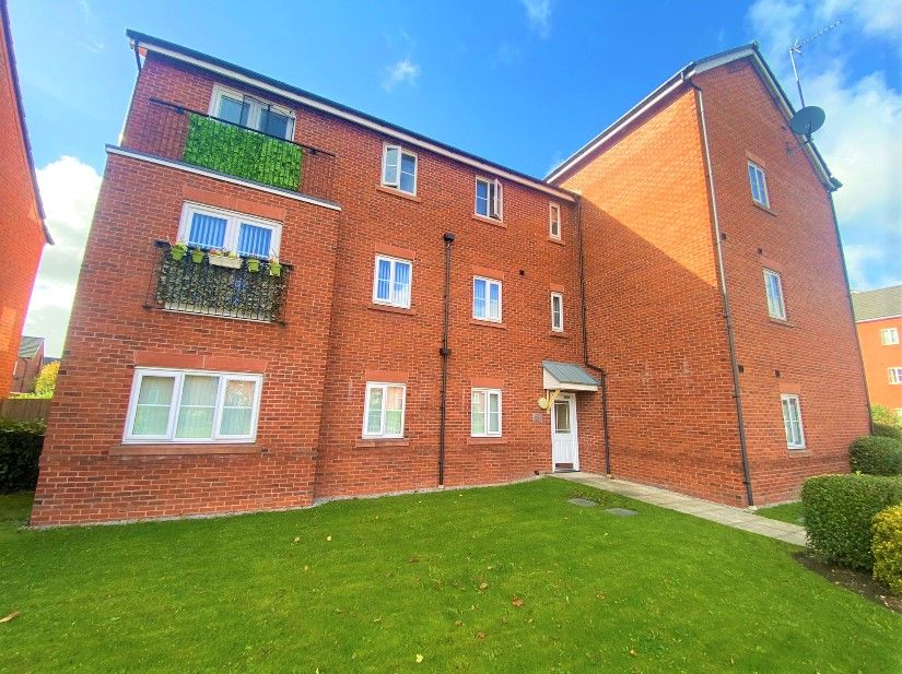 2 bed flat to rent in Speakman Way, Prescot L34, £750 pcm Zoopla