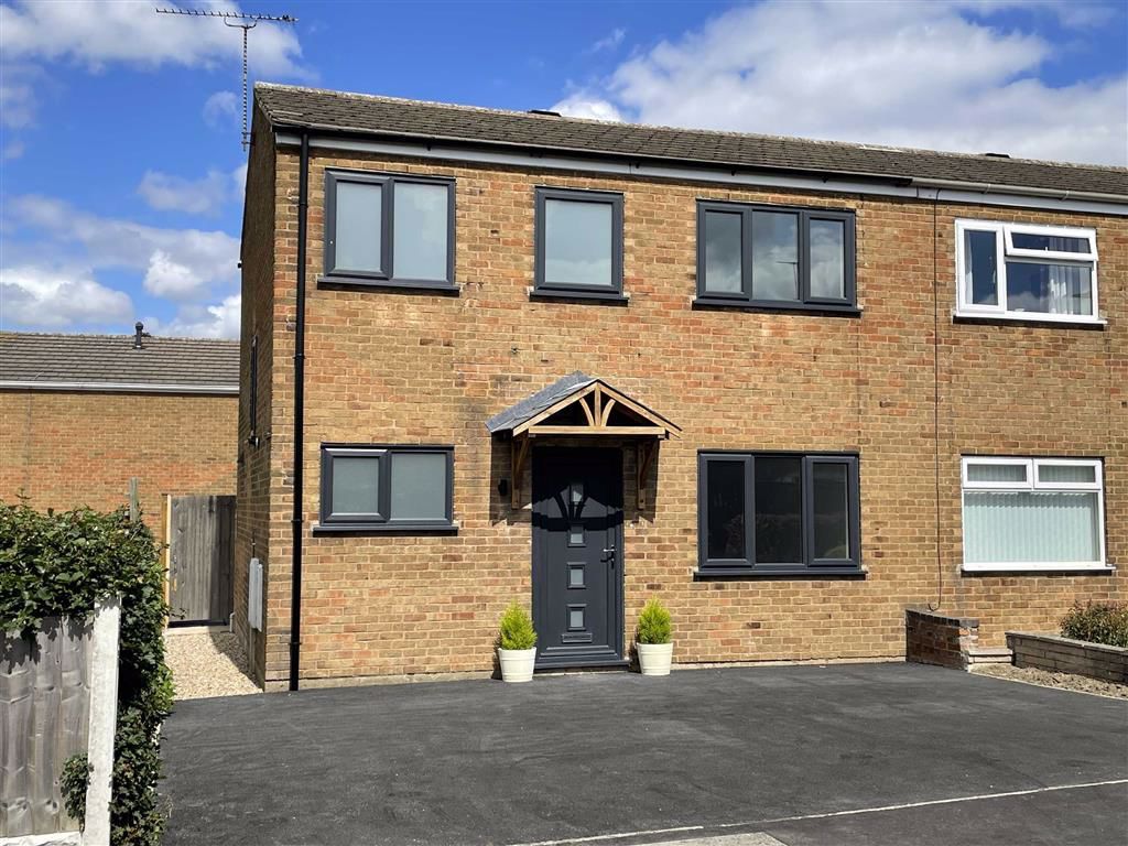 3 bed semidetached house for sale in Flowery Leys Lane, Alfreton DE55