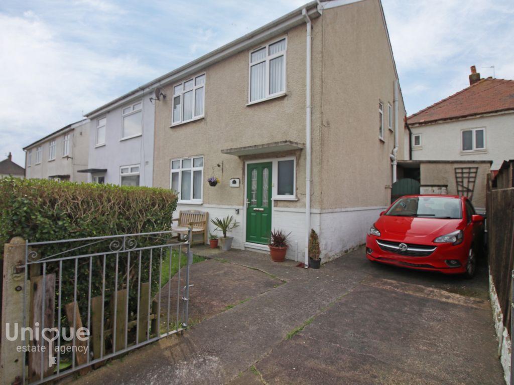 3 Bed Semi Detached House For Sale In Broadwater Avenue Fleetwood Fy7