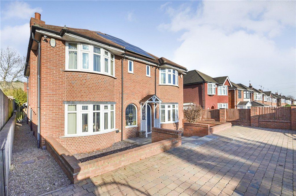 8 bed detached house for sale in Trowell Road, Nottingham