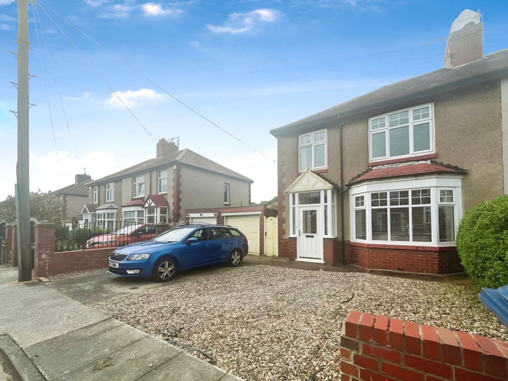 3 bed semidetached house for sale in Windsor Gardens, South Shields