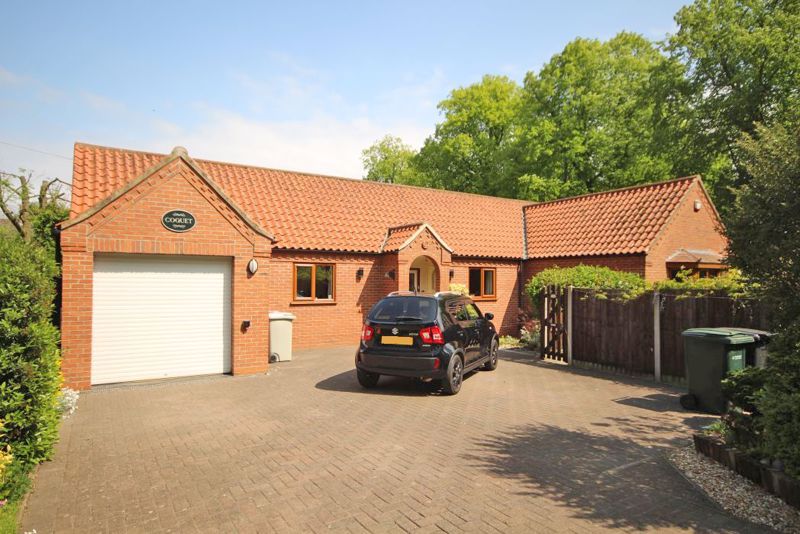 3 bed detached bungalow for sale in Carlton Road, Manby, Louth LN11