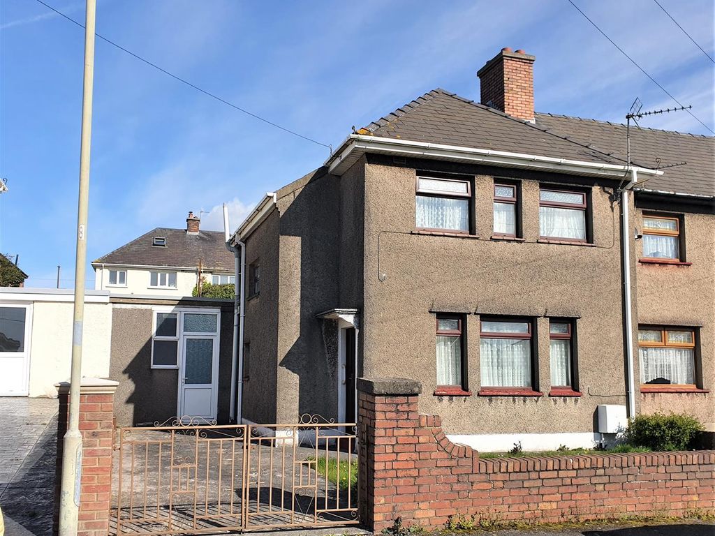 3 bed semidetached house for sale in Marlas Road, Pyle, Bridgend CF33