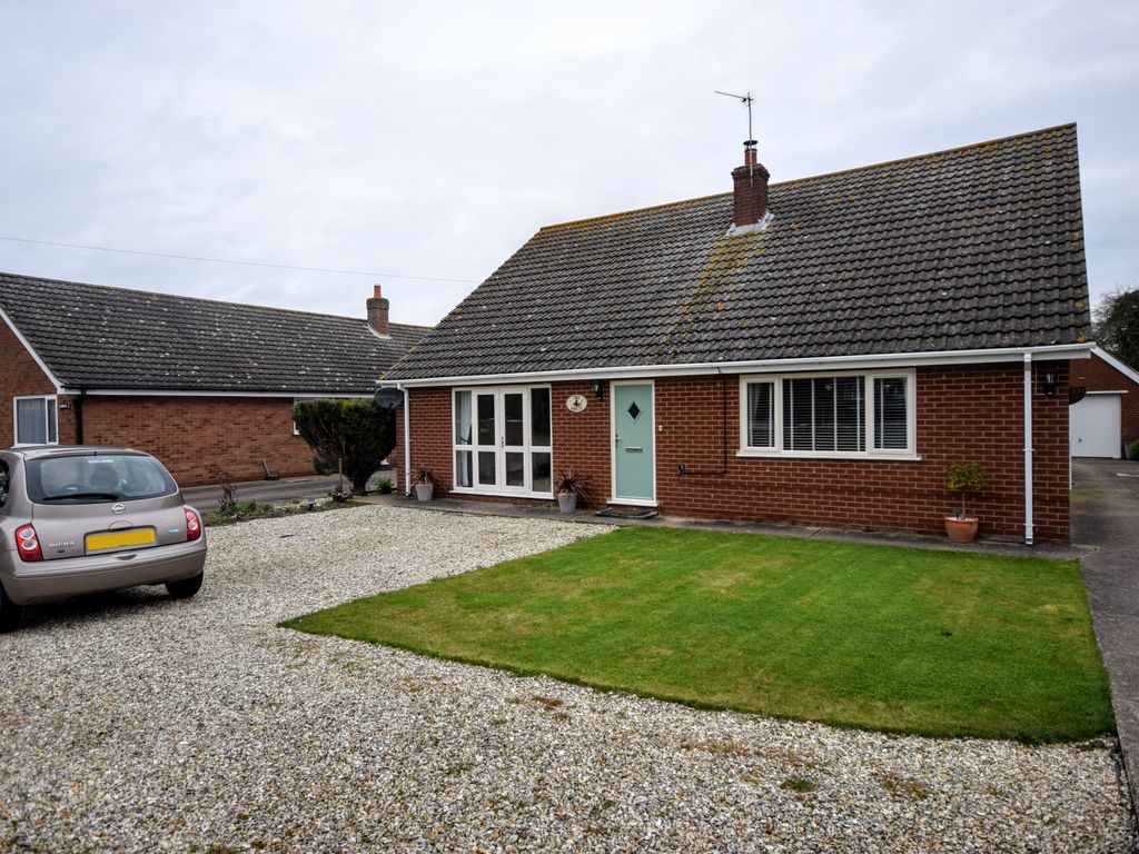3 bed detached bungalow for sale in Bank End, North Somercotes LN11