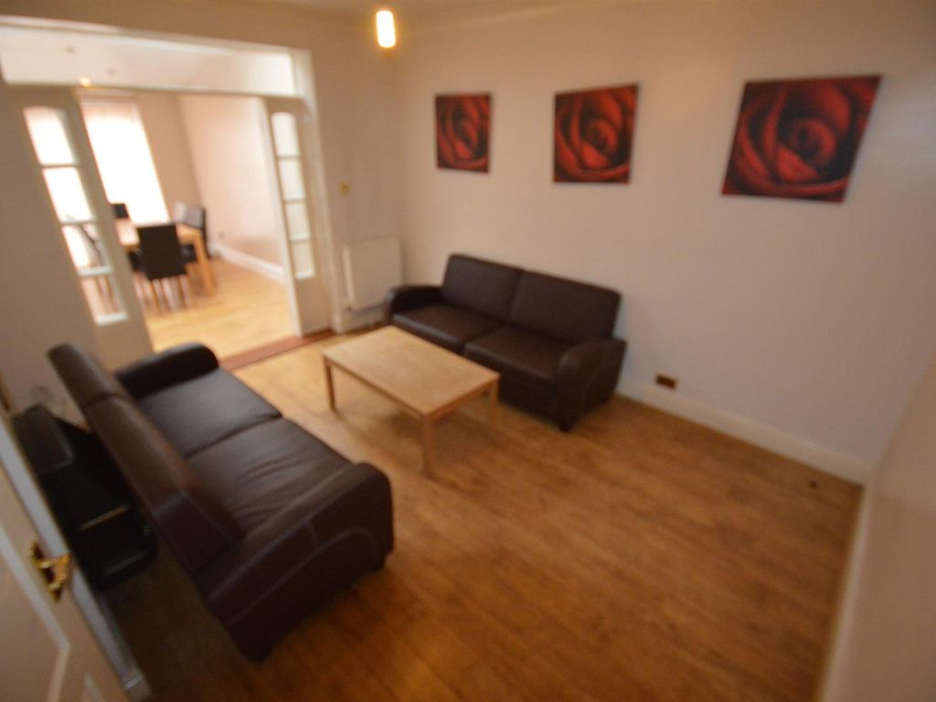 Room to rent in Osmaston Park Road, Allenton, Derby DE24 Zoopla