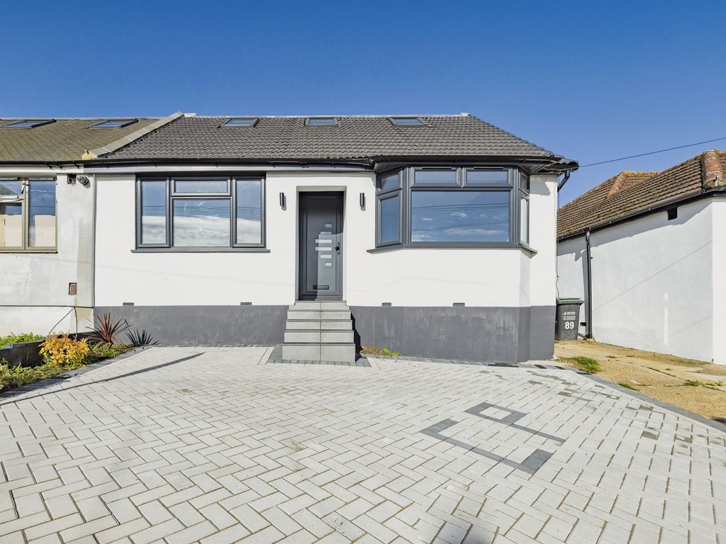 4 bed semidetached bungalow for sale in Penrose Avenue, Watford WD19