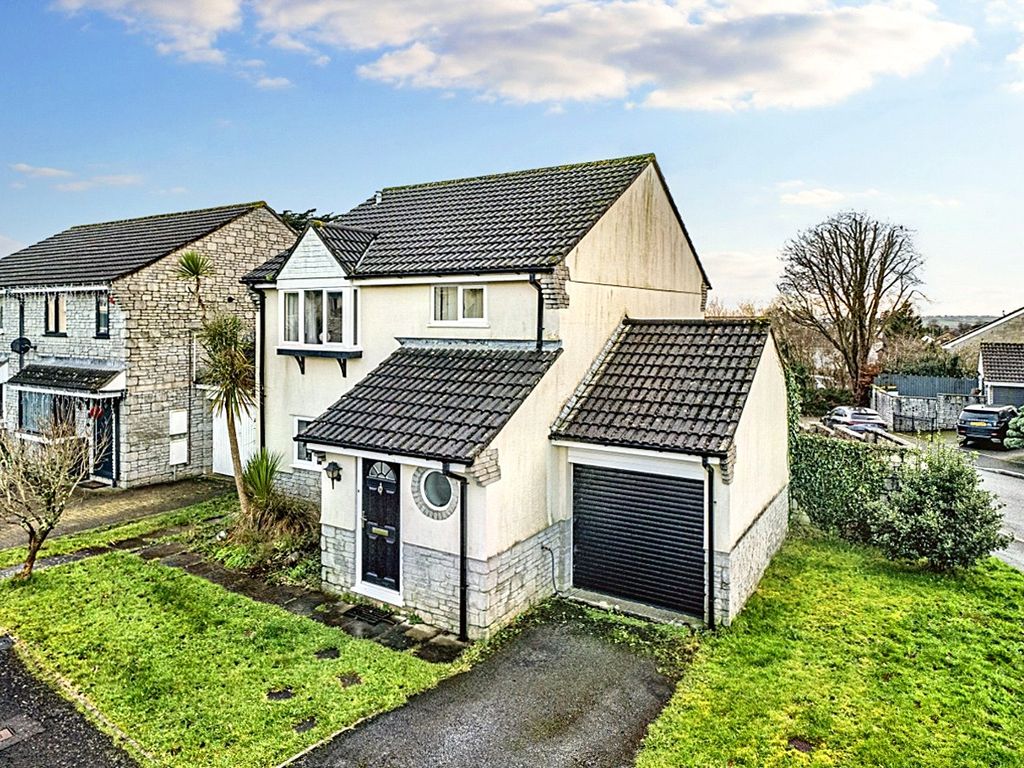4 bed detached house for sale in Amble Road, Callington, Cornwall PL17