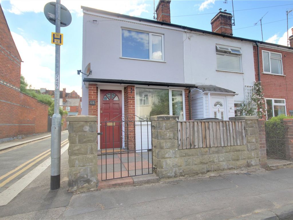 3 bed end terrace house to rent in Foxhill Road, Reading, Berkshire RG1, £1,500 pcm Zoopla