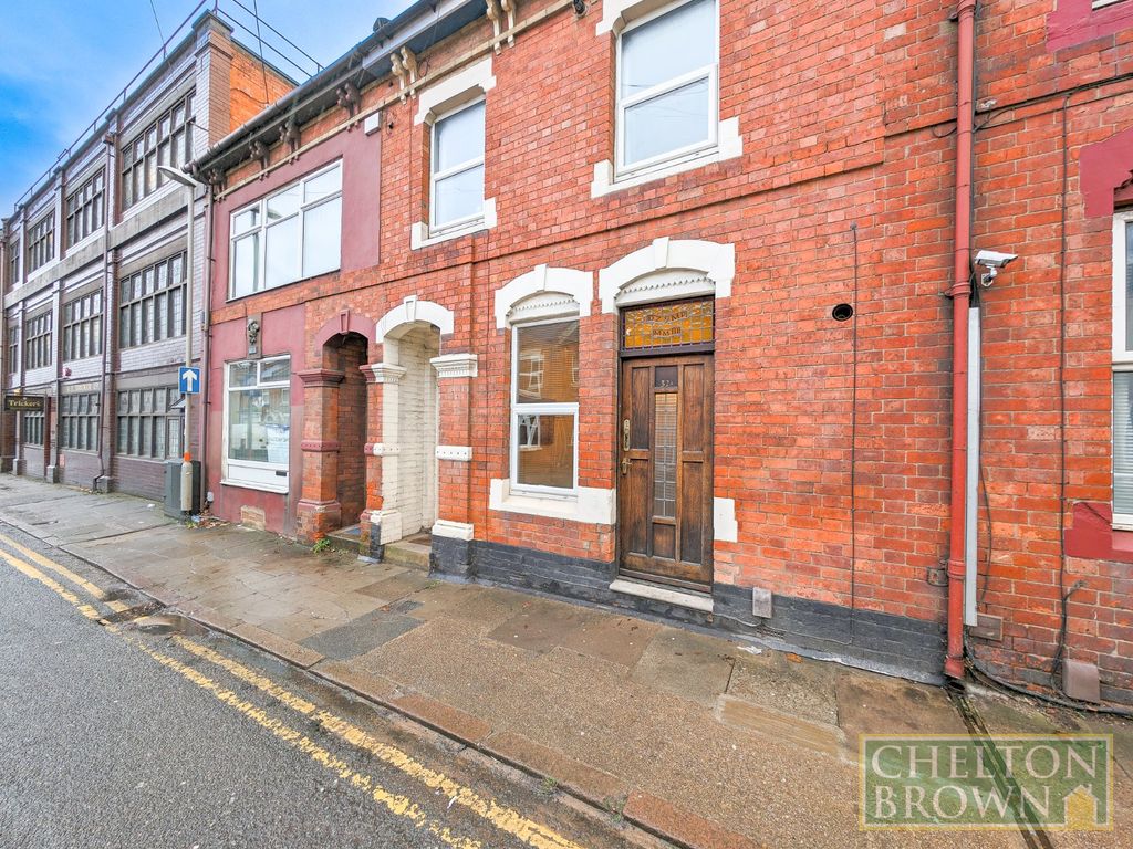 1 bed terraced house to rent in St. Michaels Road, Northampton NN1, £