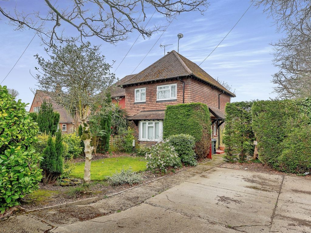3 bed semidetached house for sale in Buckhurst Way, East Grinstead RH19 Zoopla