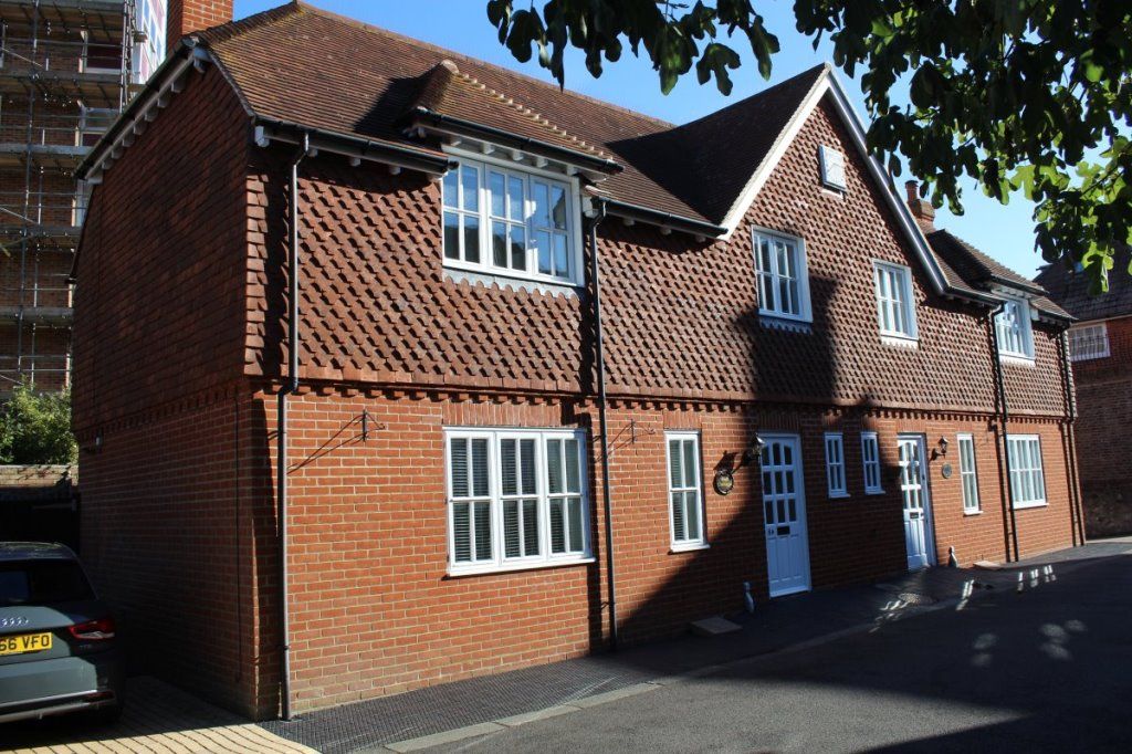 2 bed cottage to rent in De Walden Mews, Meads Road, Eastbourne BN20, £
