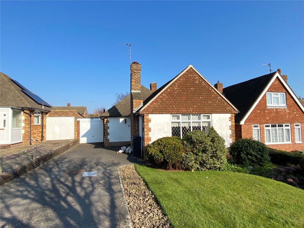 2 bed bungalow for sale in Willingdon Park Drive, Eastbourne, East