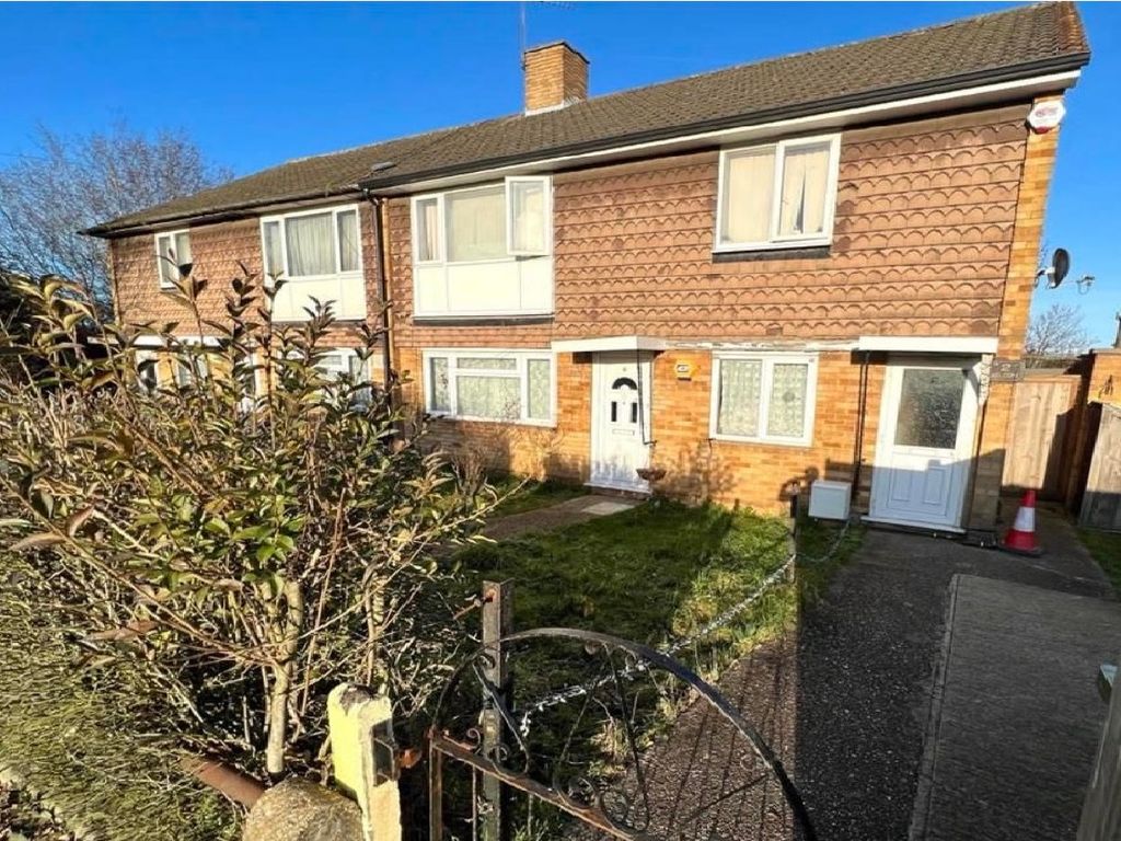 2 bed for sale in Bradenham Road, Hayes UB4, £300,000 Zoopla