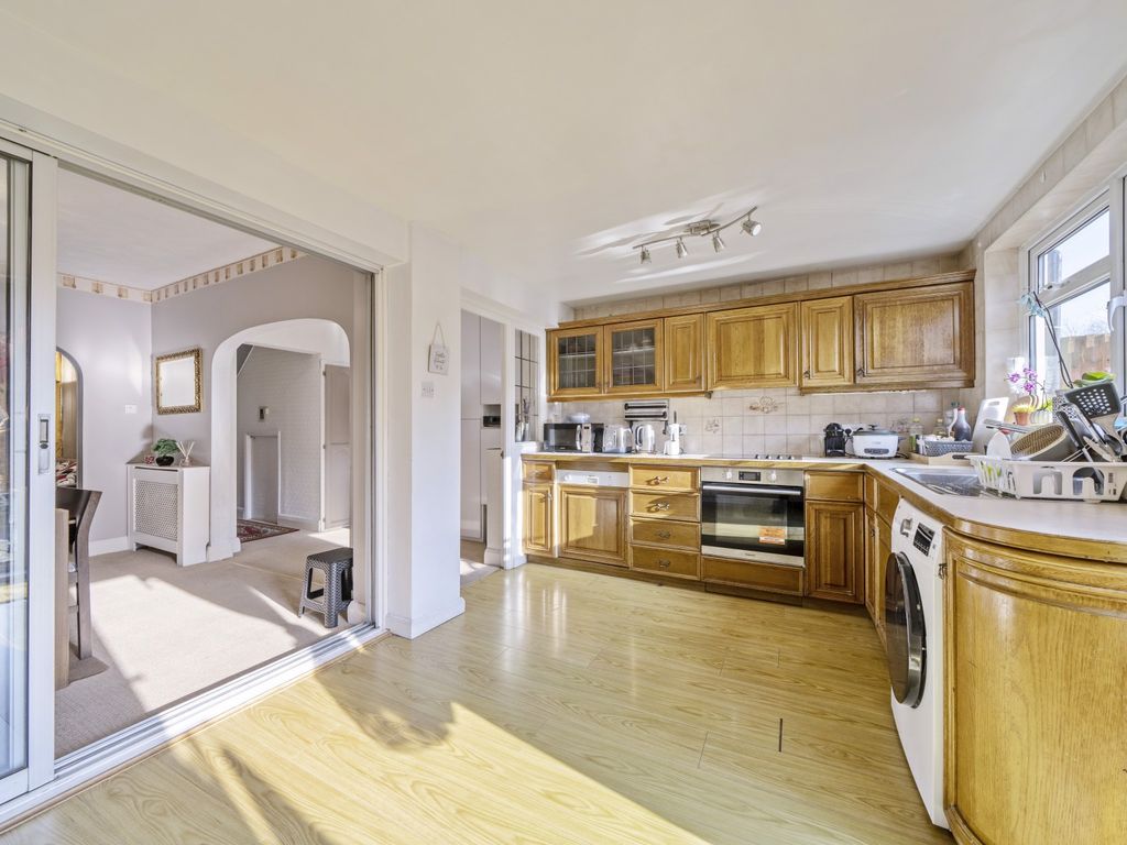 3 bed terraced house for sale in Amherst Drive, Orpington BR5 Zoopla