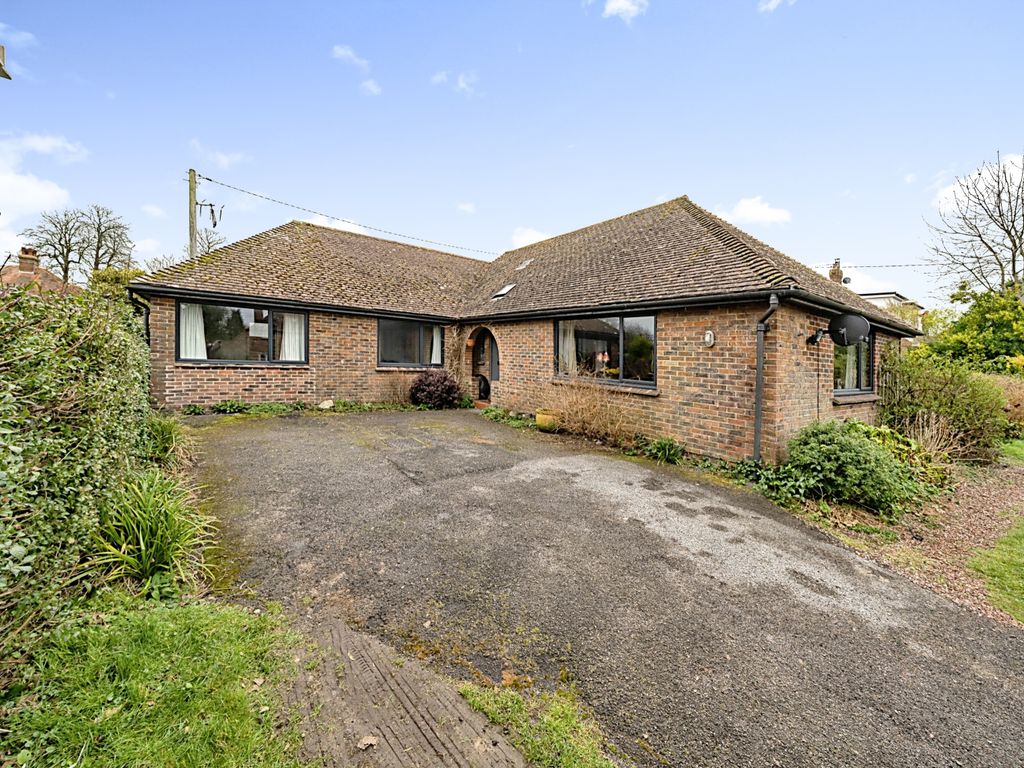 4 bed bungalow for sale in Buttsfield Lane, East Hoathly, Lewes BN8