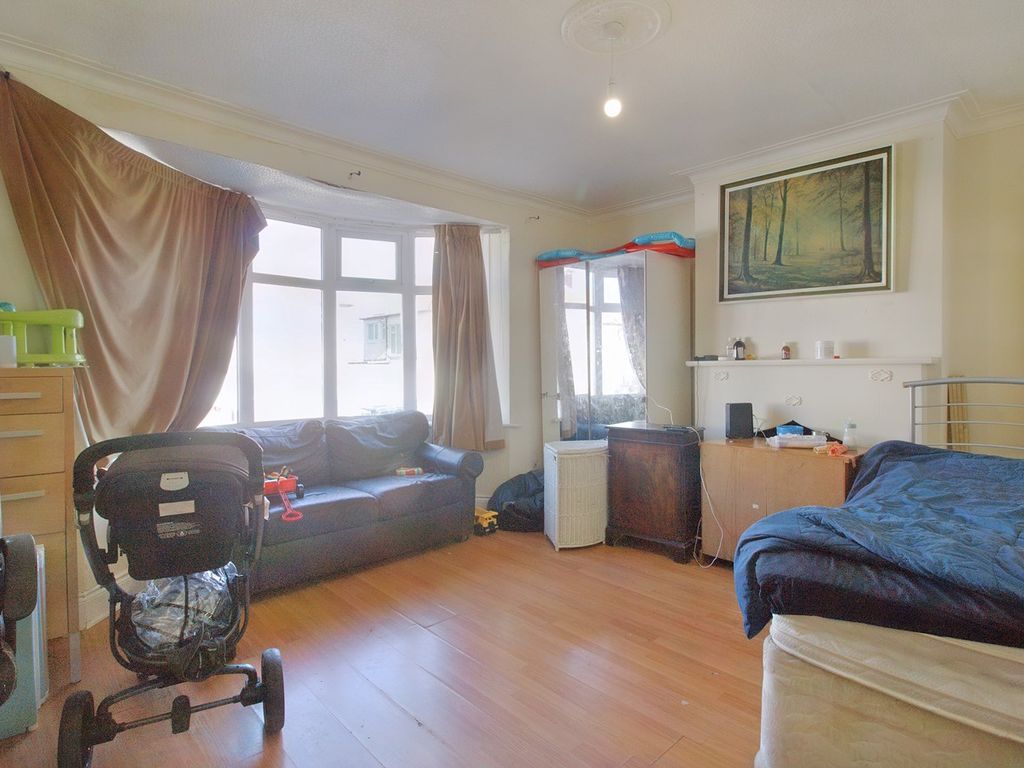 3 bed semidetached house for sale in Hadrian Road, Newcastle Upon Tyne