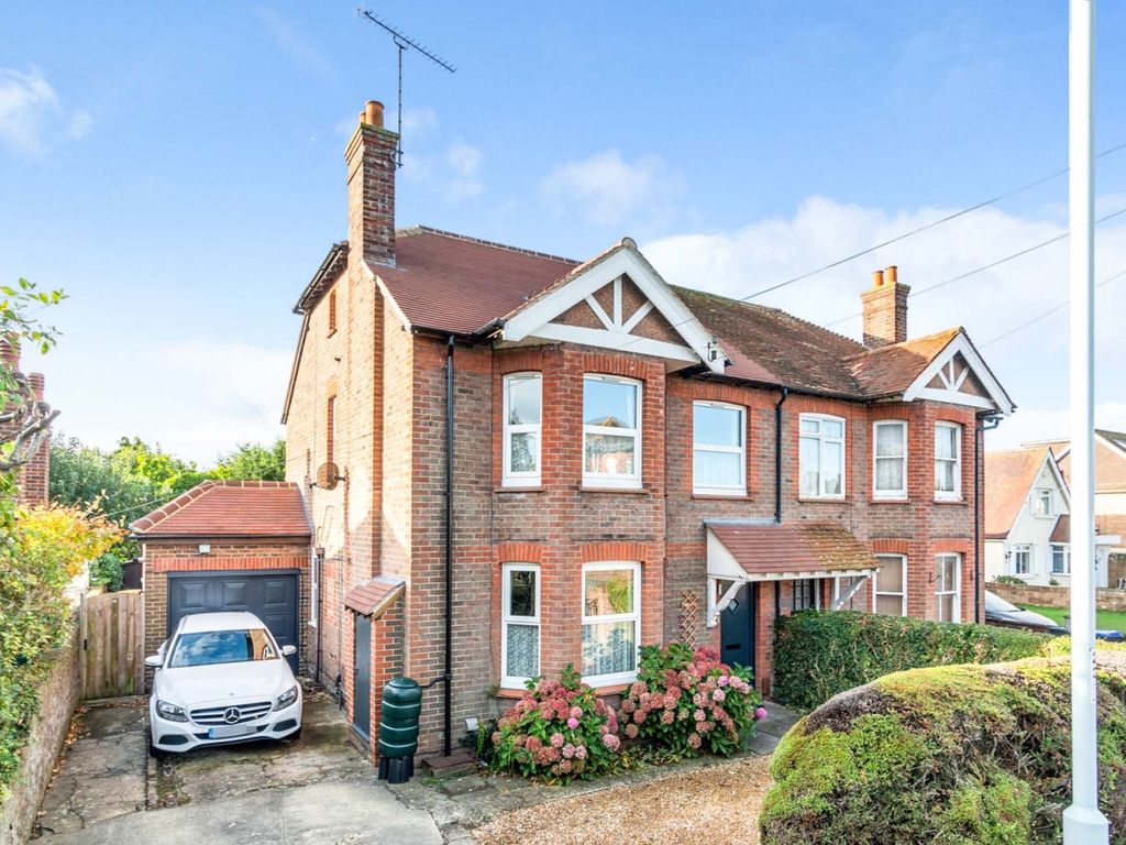 4 bed semidetached house for sale in Salvington Road, Worthing BN13