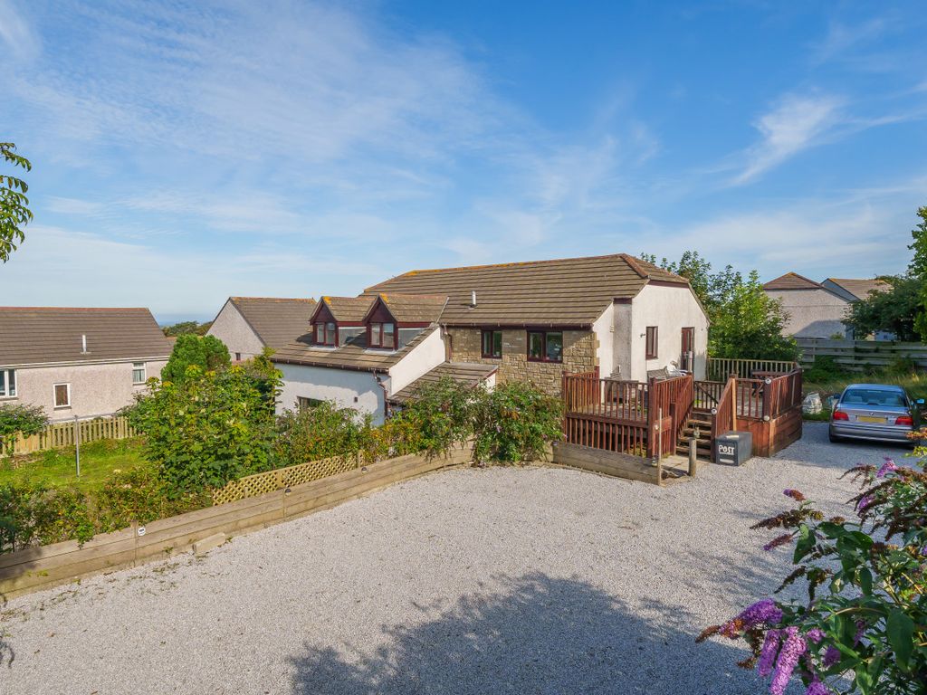 3 bed detached house for sale in Cadogan Road, Camborne, Cornwall TR14