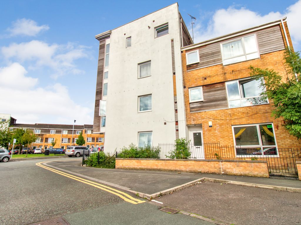 Beckhampton Close, Manchester M13  