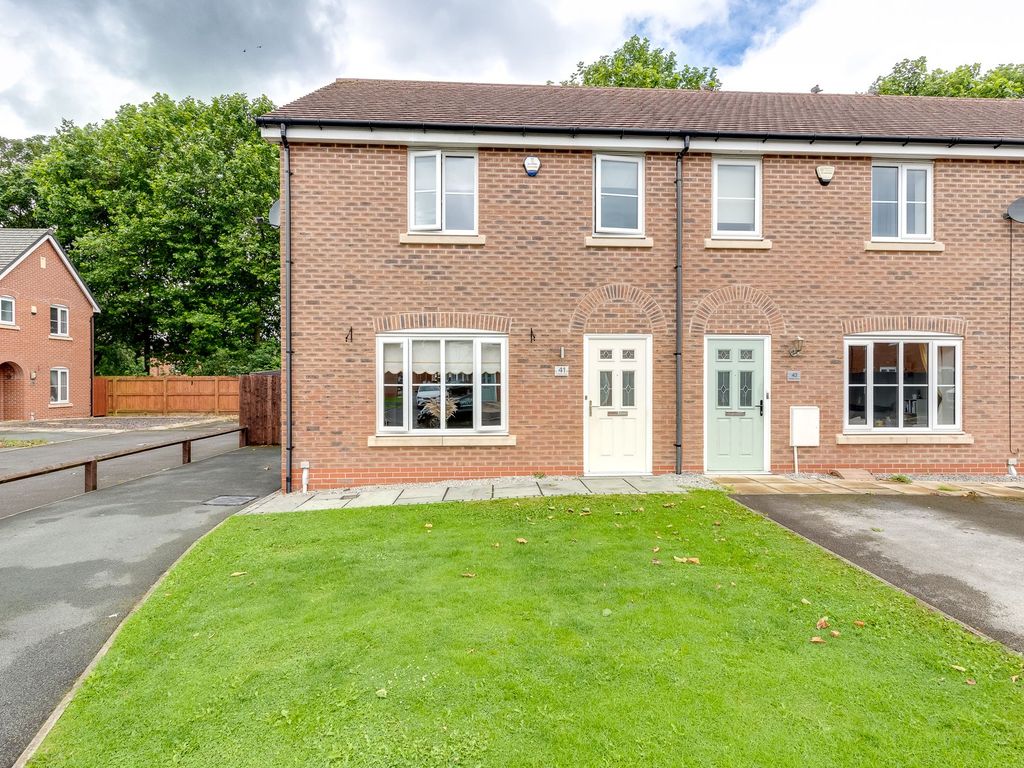 3 bed end terrace house for sale in Fielders Close, Wigan WN3, £175,000