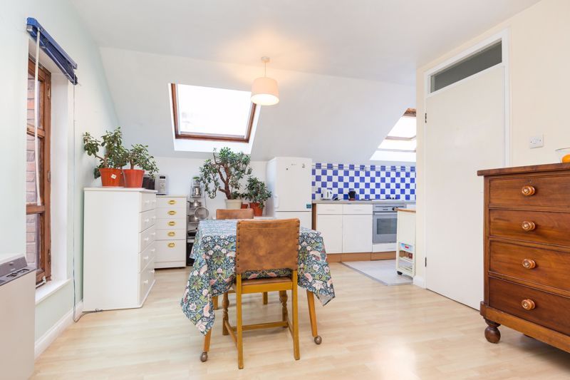 Garden Terrace London SW1V