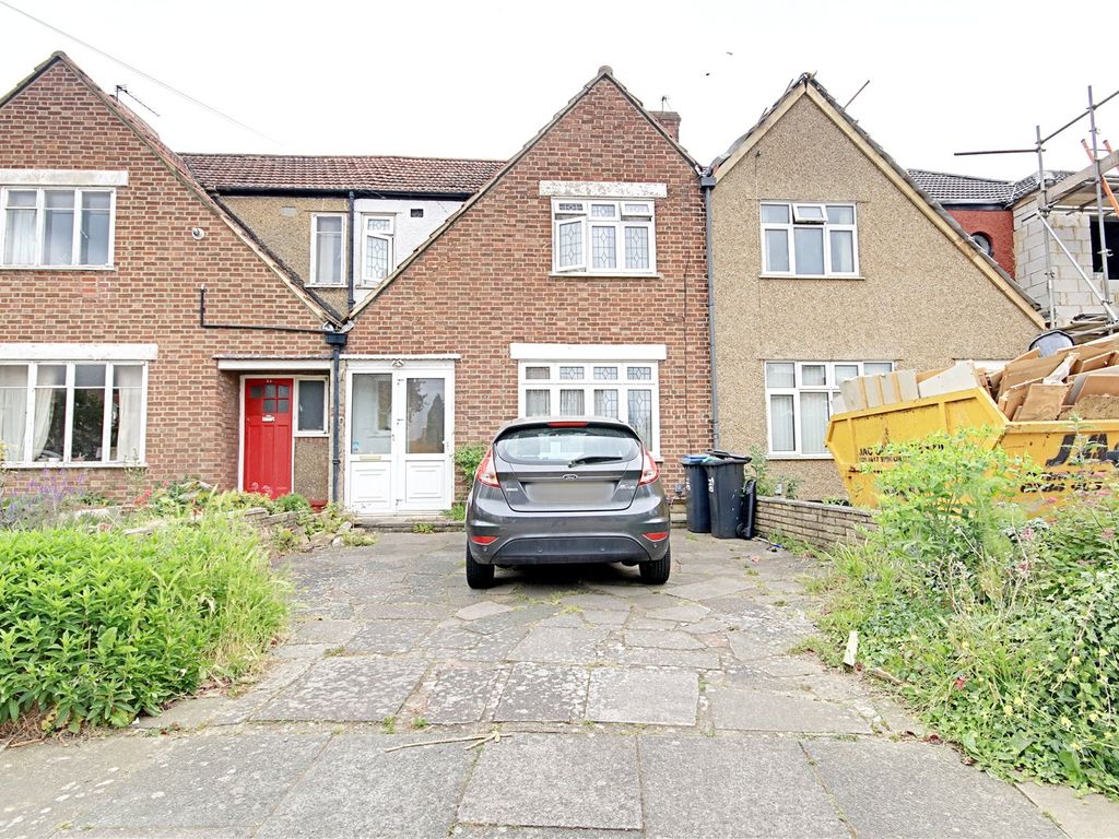3 bed terraced house for sale in Swan Way, Enfield EN3 Zoopla