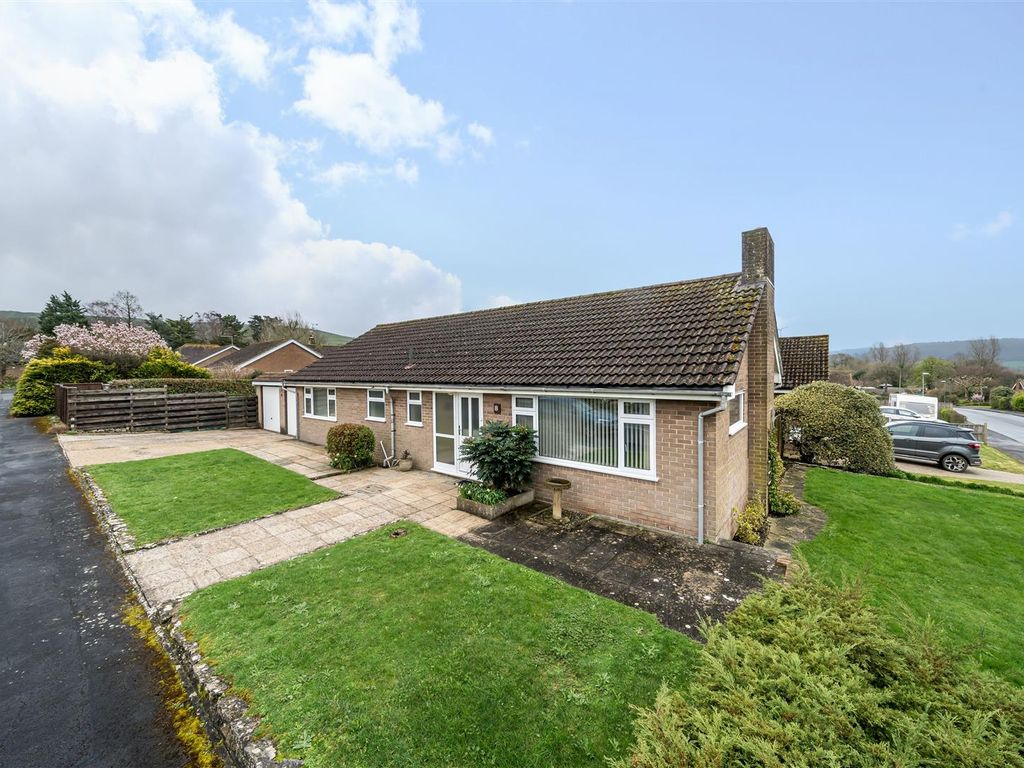 3 bed detached bungalow for sale in Homefield, Child Okeford, Blandford Forum DT11 Zoopla