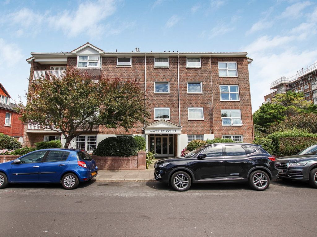 2 bed flat for sale in Rowlands Road, Worthing BN11, £275,000 Zoopla